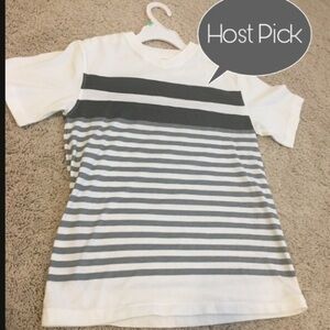 Boys size 8/10 medium Cherokee T-shirt